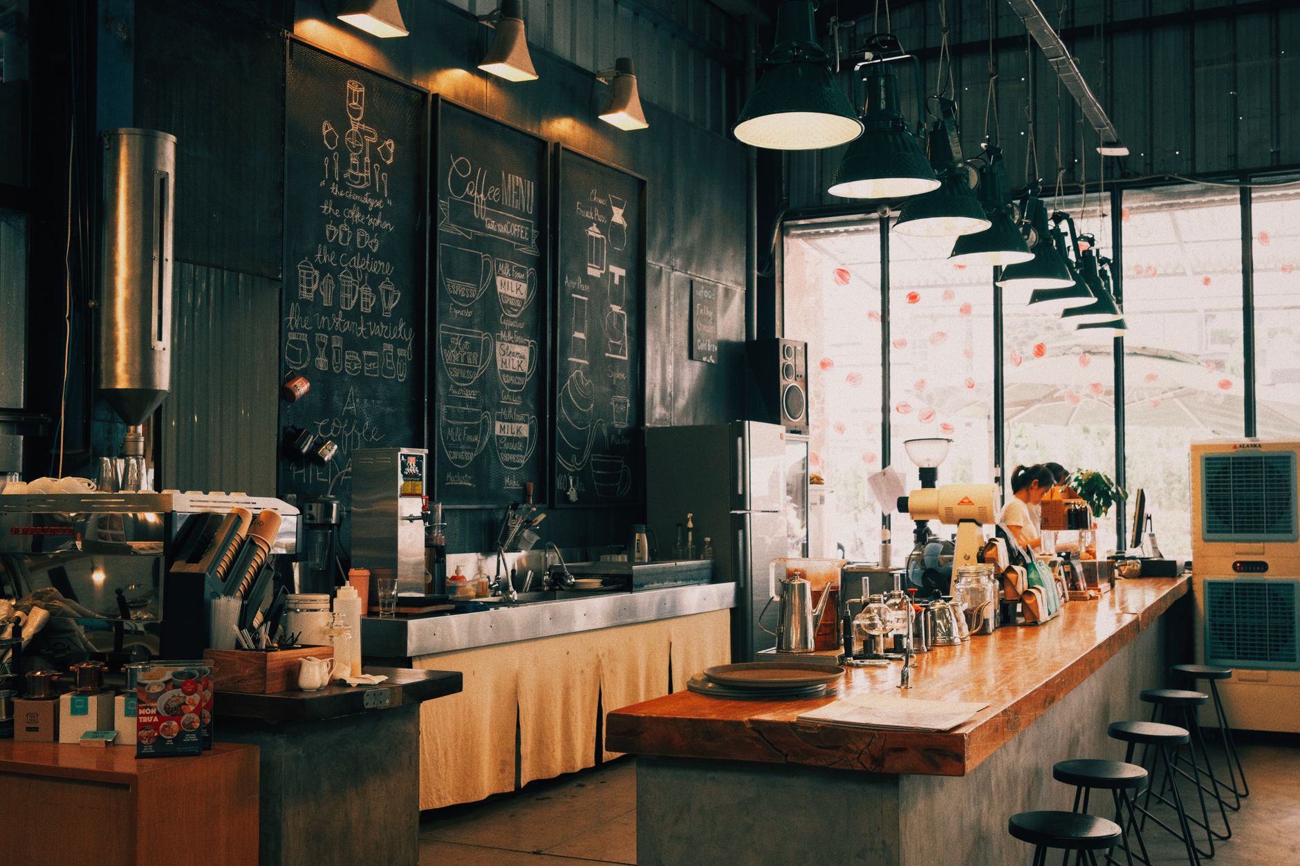Cómo Abrir una Cafetería en Argentina 2026: Costos y Pasos