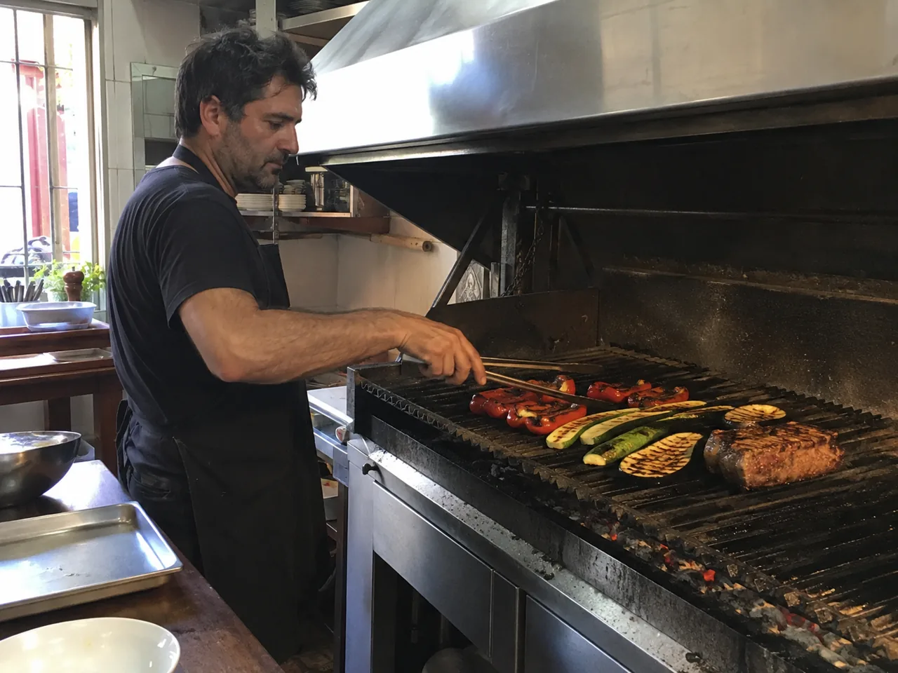 una parrilla · escena creada con IA