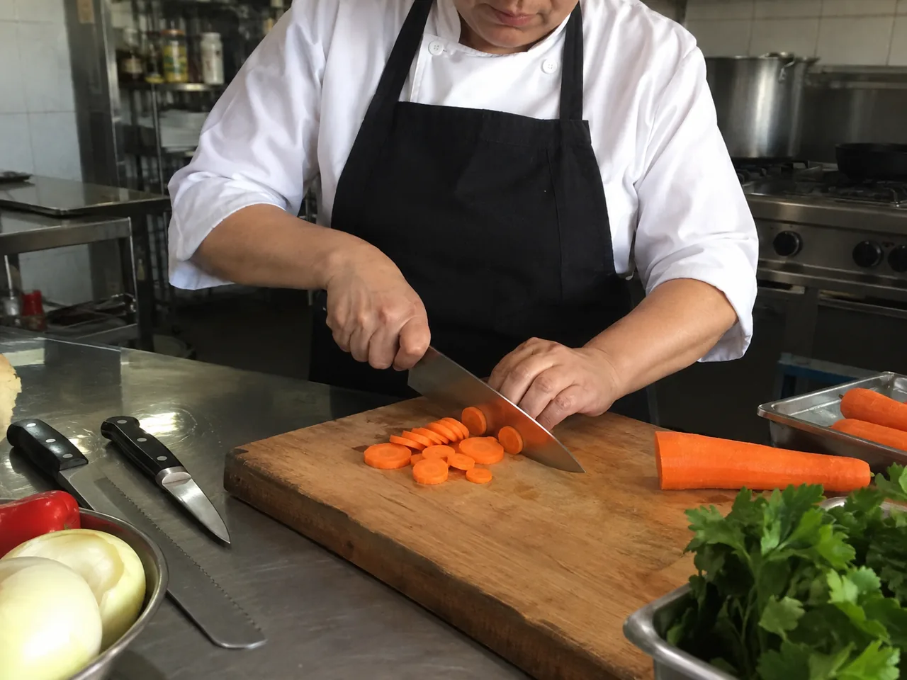 Cuchillo de chef · escena creada con IA