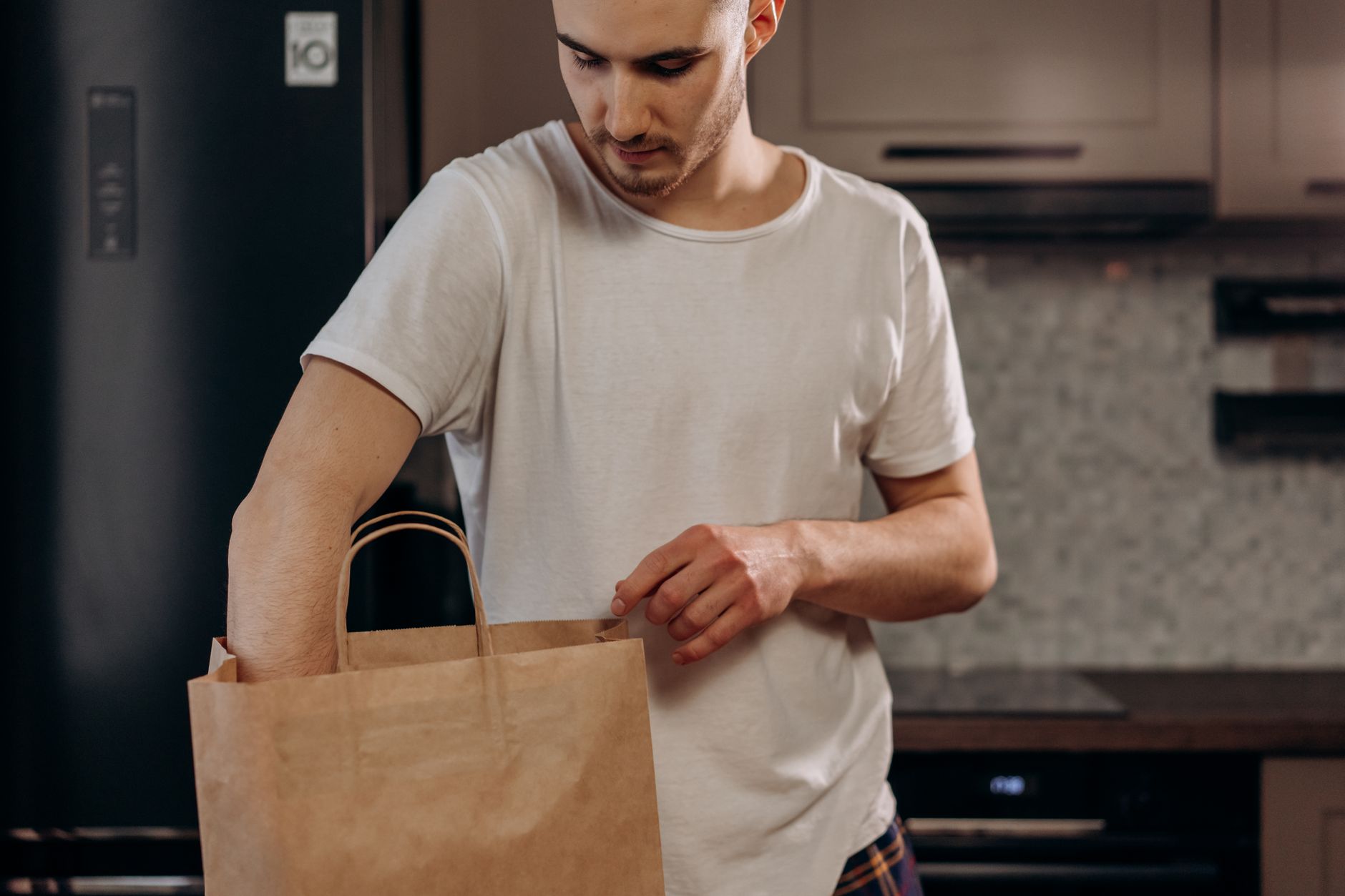 Alquiler de Dark Kitchen en Argentina: Guía 2026